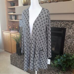 LuLaRoe Caroline Open Front Cardigan Black & White Geometric w Pockets M 10–12